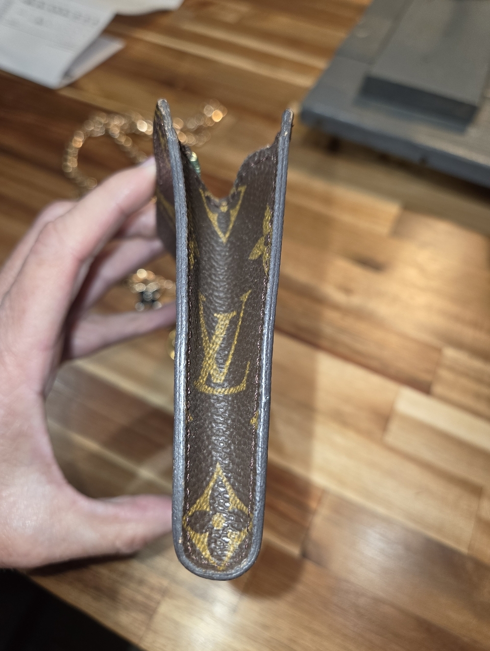 Louis Vuitton Monogram Pouch Crossbody with Gold Chain - Picture 4 of 12